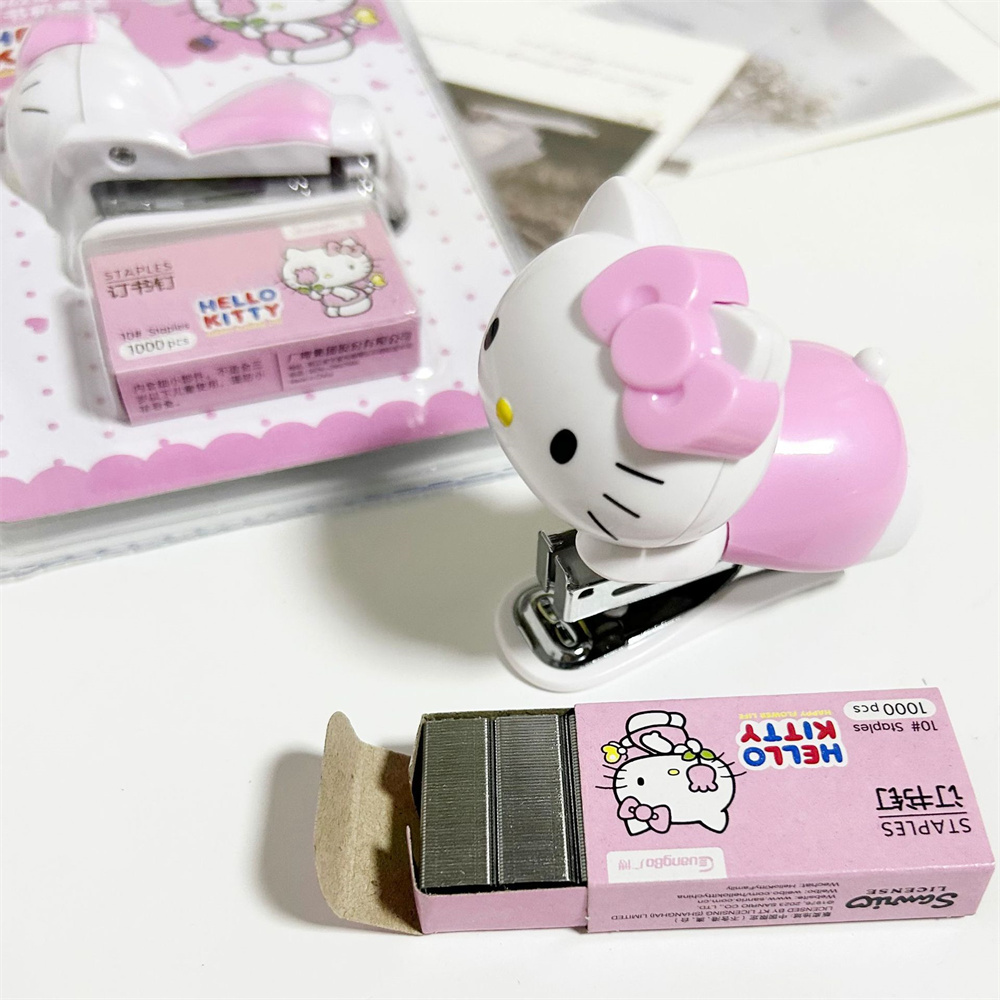 Echte Sanrio Anime Nietmachine - Office Supply Office Stationery Items recensie en prijs